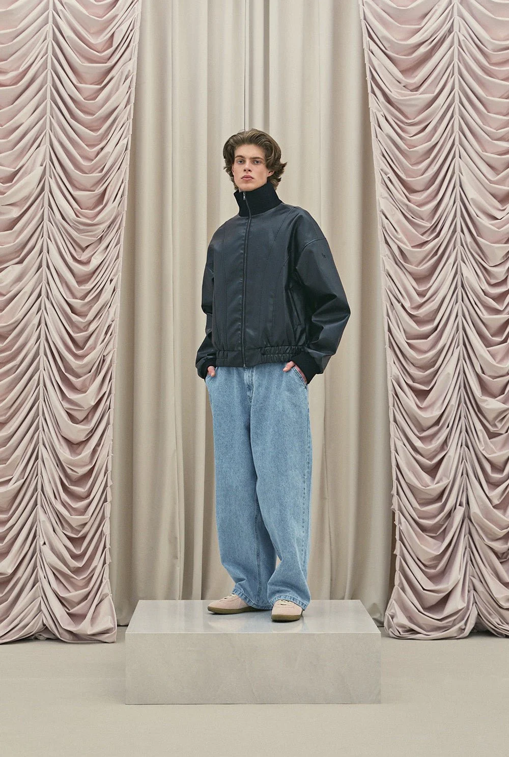 High neck leather jacket - Image 14