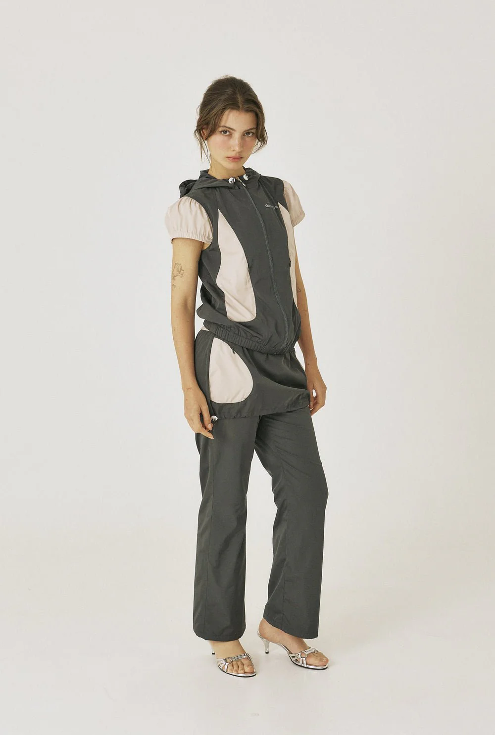 Milky windbreaker - Image 8