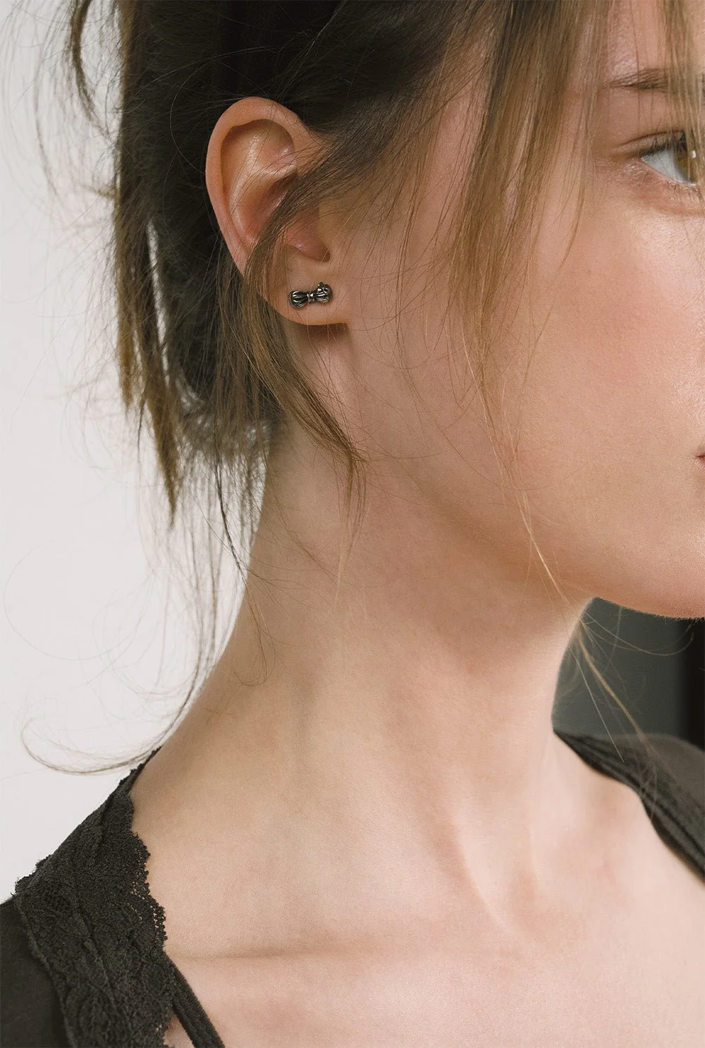 Mini bow earrings - Image 5